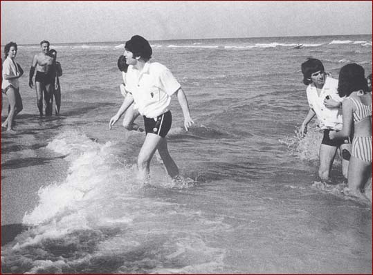 The Beatles First US Visit: Miami: The Beach